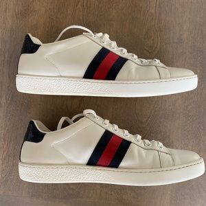 Women’s Gucci Sneakers
